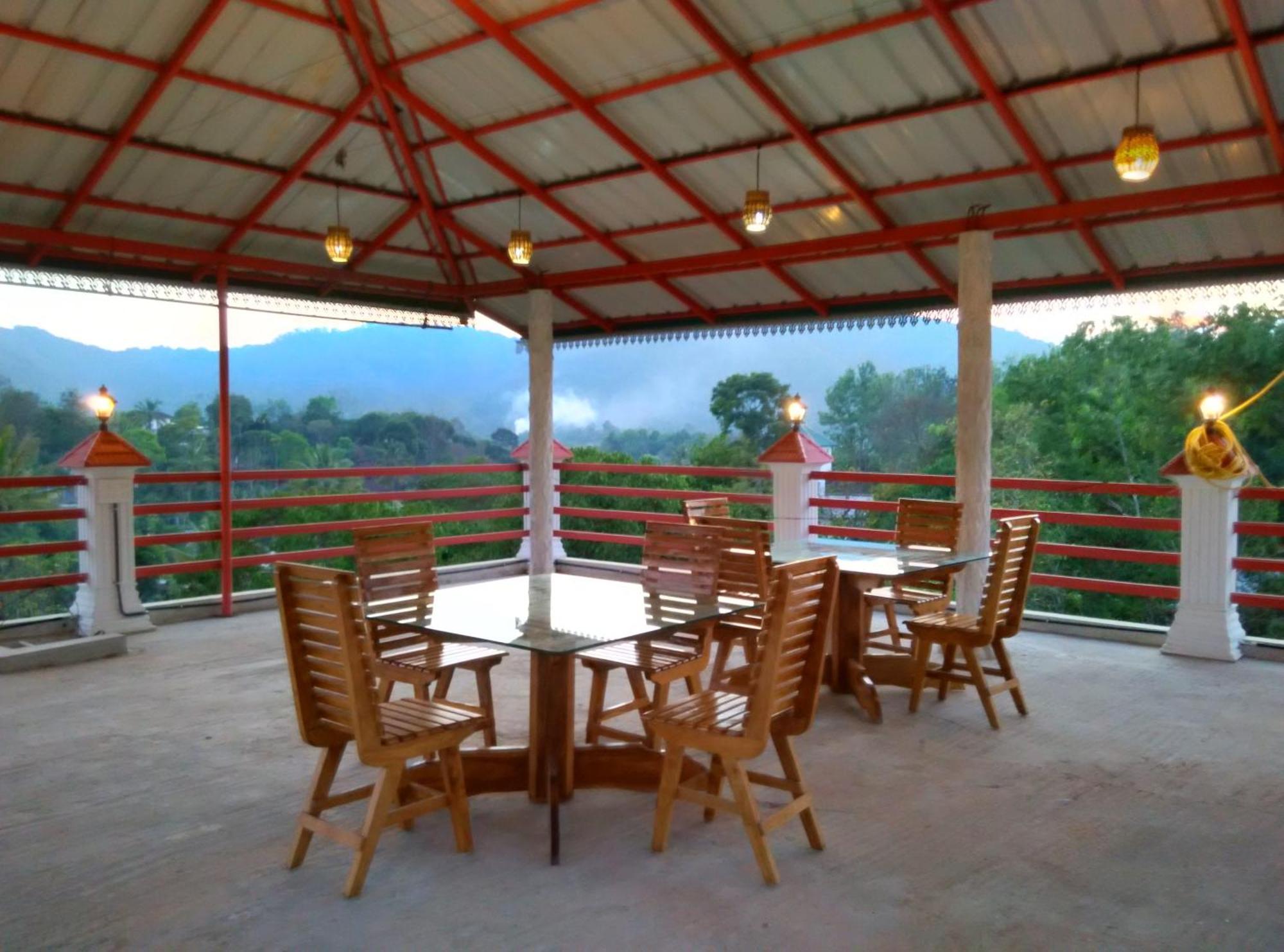 Panthalams Homestay تيكَدِيْ المظهر الخارجي الصورة